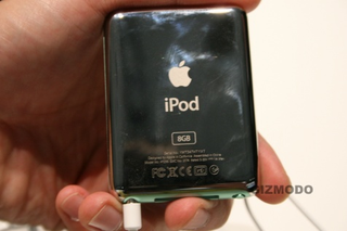 Illustration for article titled iPod Nano Hands On